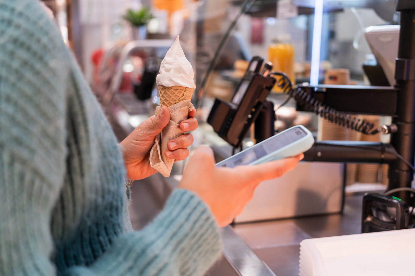 Frozen & Ice Cream Retail Readiness Checklist | 60-Point Compliance & Distribution Tracker (Excel)